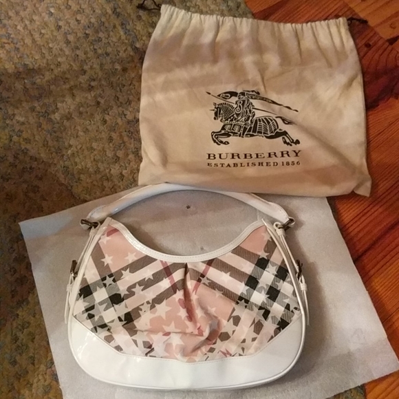NWOT Burberry Nova Stripe Hobo with stars - Picture 1 of 4